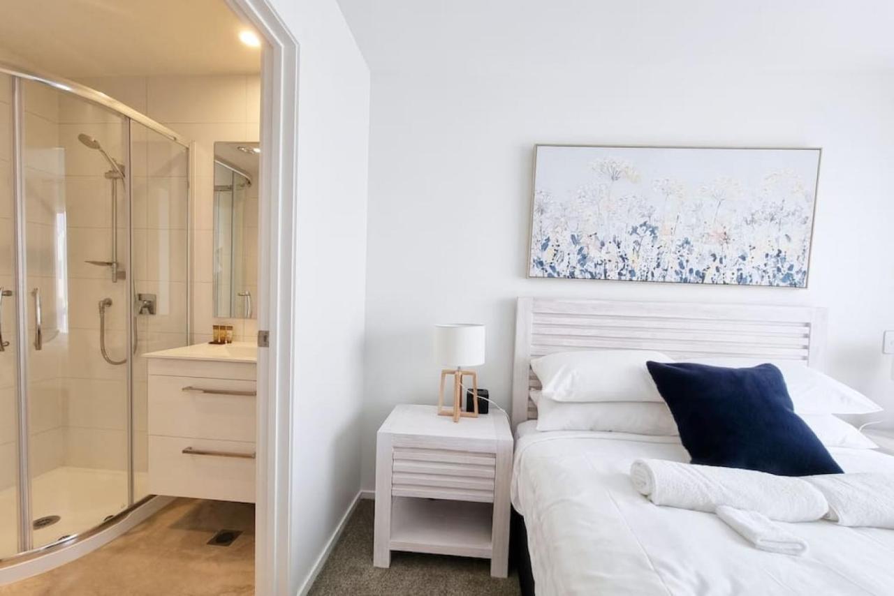 Huntington Townhouse With Patio And Parking Villa Auckland Ngoại thất bức ảnh