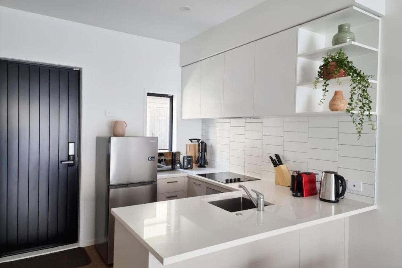 Huntington Townhouse With Patio And Parking Villa Auckland Ngoại thất bức ảnh